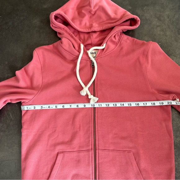 NWT Pact 100% Organic Cotton One For All Gender Neutral Fleece Lined Zip Hoodie - Picture 3 of 9